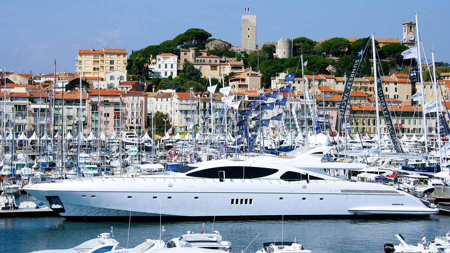 cannes yachting festival photos